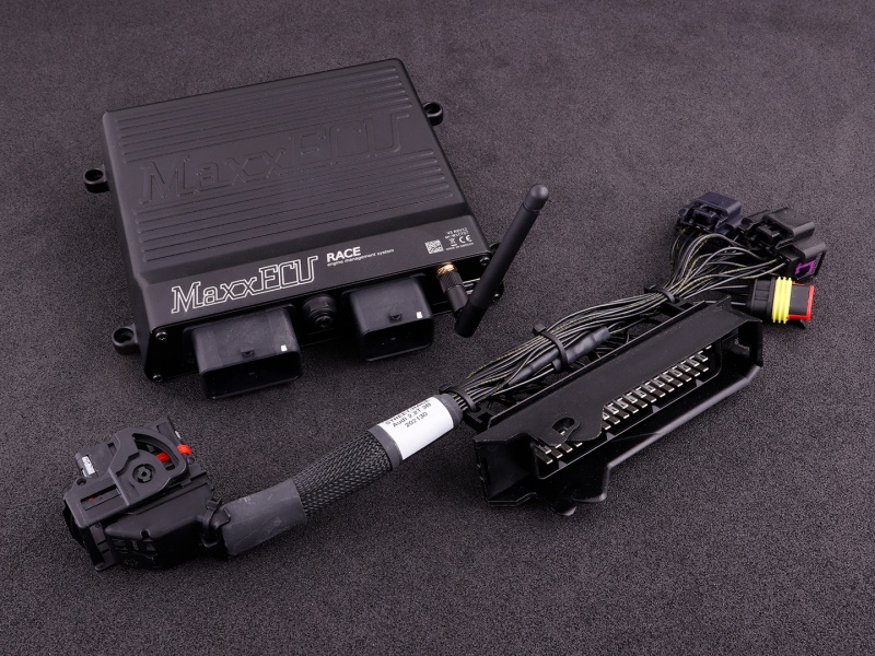 MaxxECU Race motorstyrning PNP - Audi S2 (3B) Plugin STANDARD