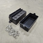 Hurricane Relä och säkringscentral RB4 (Bottenmontage)