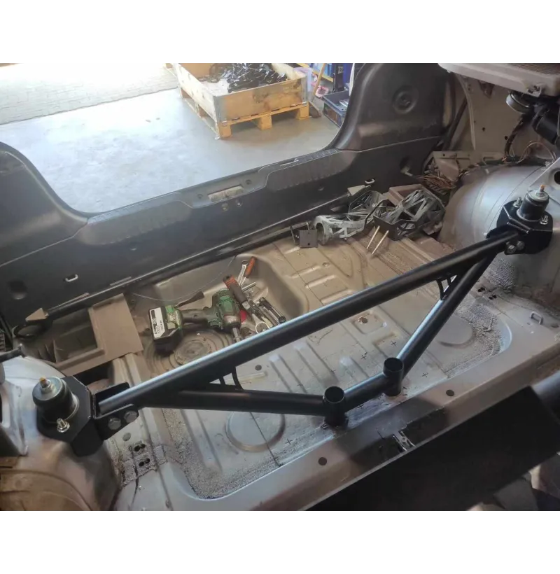 X-Brace 4-pt Bak BMW E36 Compact