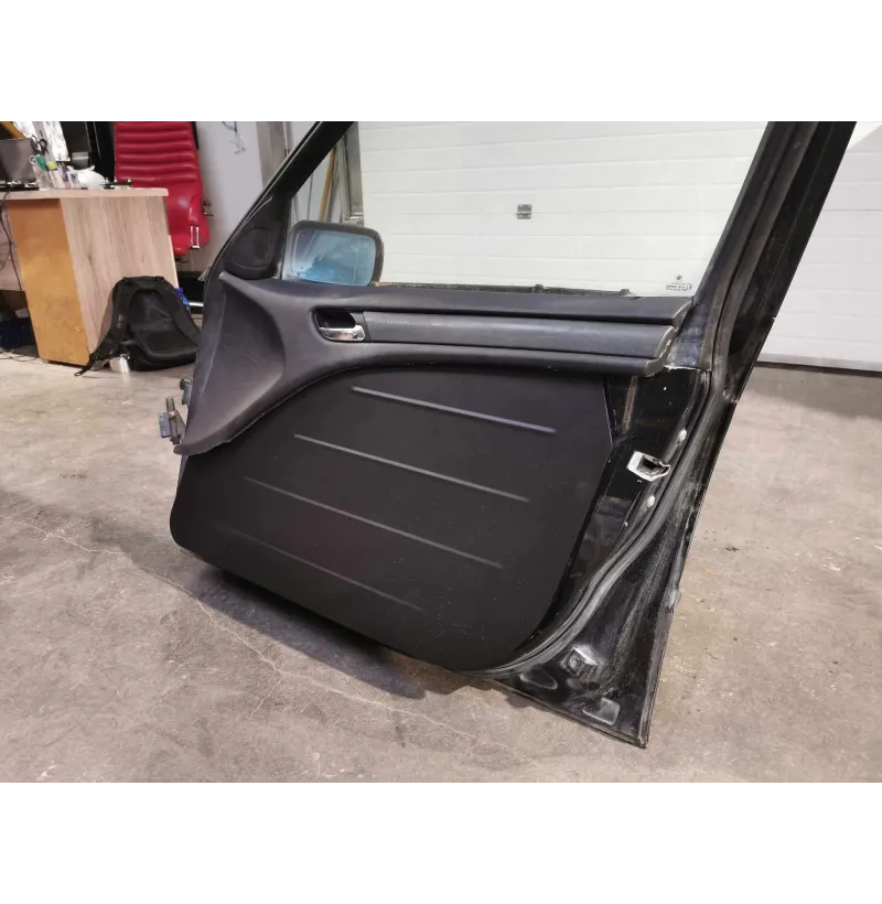 BMW E46 sedan Dörrpaneler Aluminium fram