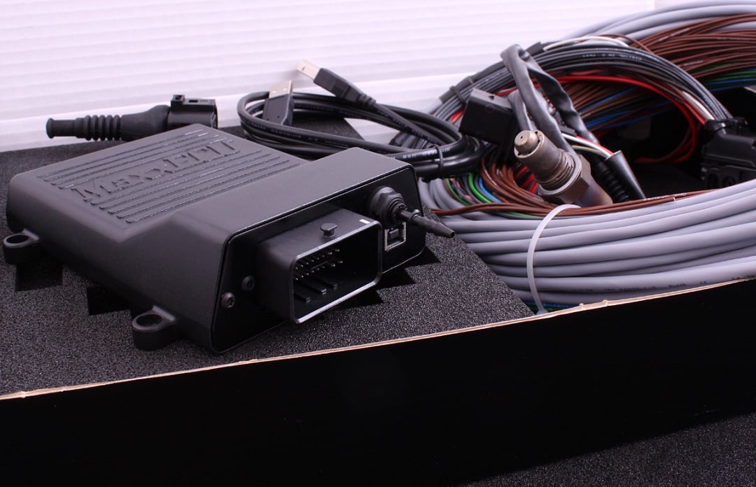 MaxxECU street Premium motorstyrning paket